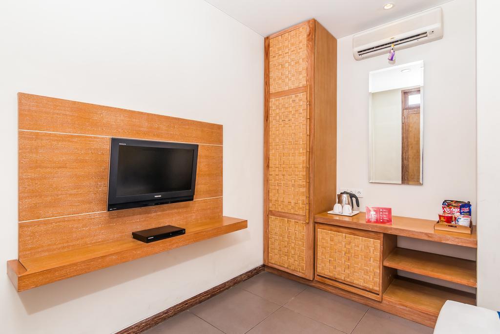 קוטה לומבוק Zen Rooms Badung Nyangnyang Sari מראה חיצוני תמונה