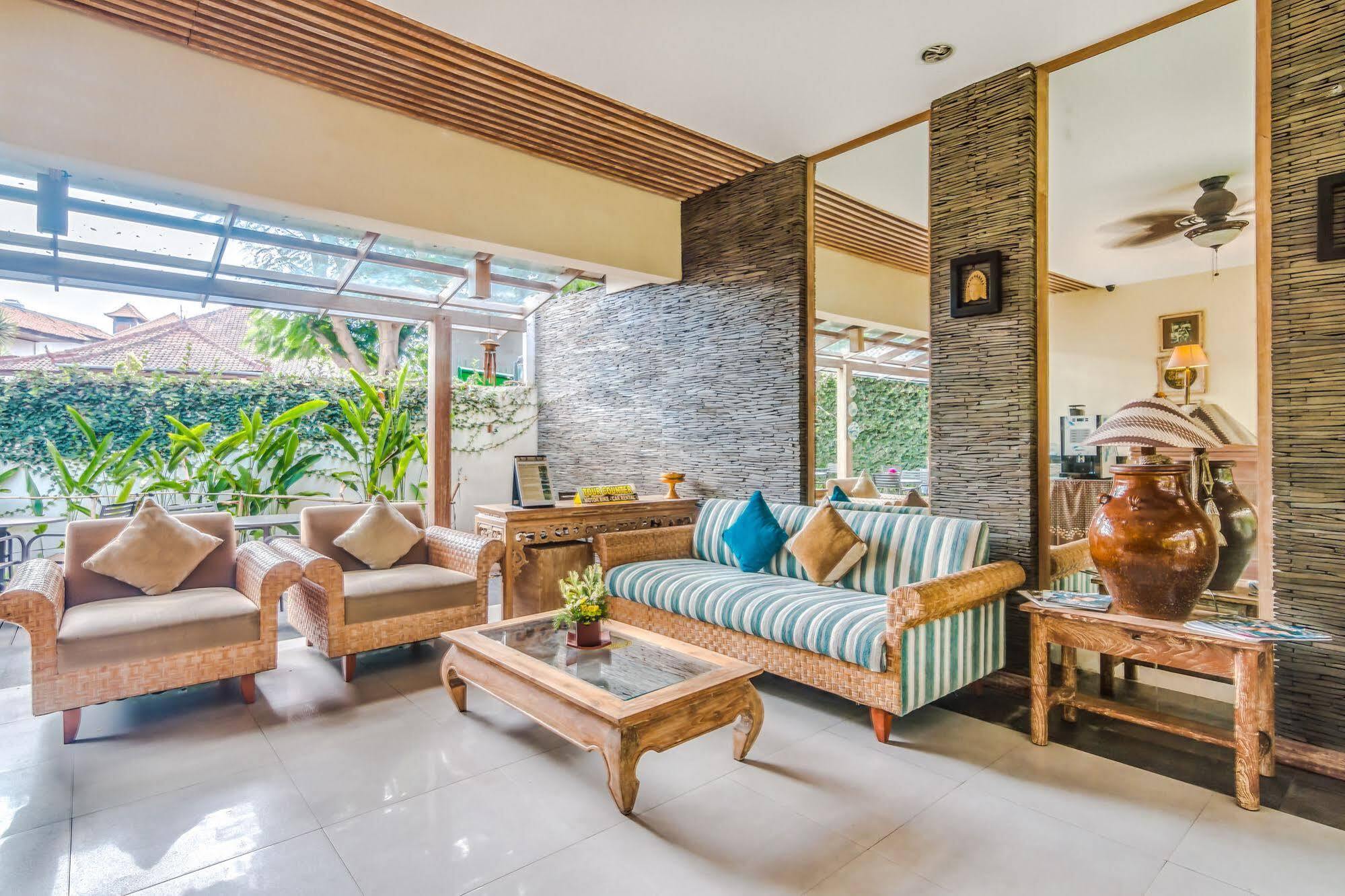קוטה לומבוק Zen Rooms Badung Nyangnyang Sari מראה חיצוני תמונה